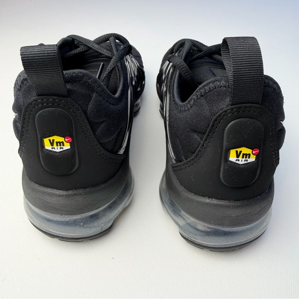 Nike Air Vapor Max Plus Black Sneakers Women’s 7 - Picture 5 of 12